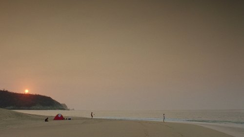 <a class='seoclass' href='/phim/y-tu-mama-tambien-and-your-mother-too-437' title='Xem phim Y Tu Mamá También | And Your Mother Too'>Y Tu Mamá También | And Your Mother Too</a> - Vào Đời - Hình 1