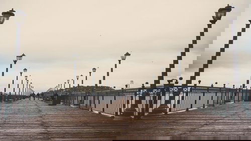 Never Let Me Go - Mãi Đừng Xa Tôi - Hình 1