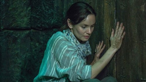 The Other Side Of The Door - Cánh Cổng Sinh Tử - Hình 4